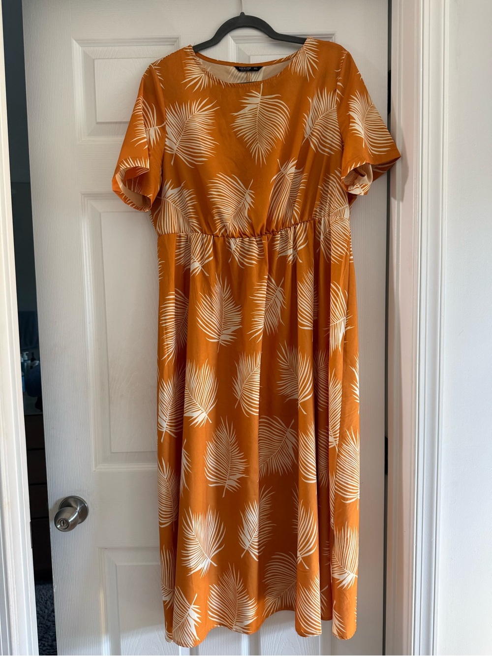 SHEIN Mustard Midi Dress with White Palm Print